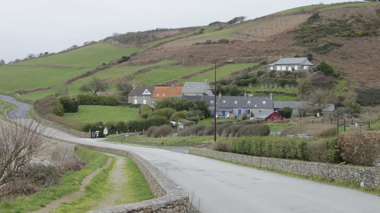 Groene landschappen rond Cherbourg.