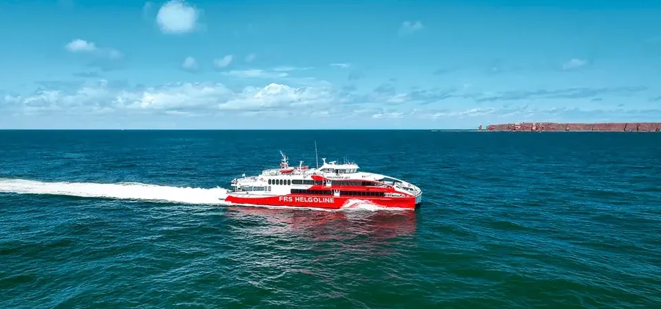 FRS Helgoline Halunder Jet voor de kust van Helgoland. Bron: FRS Helgoline
