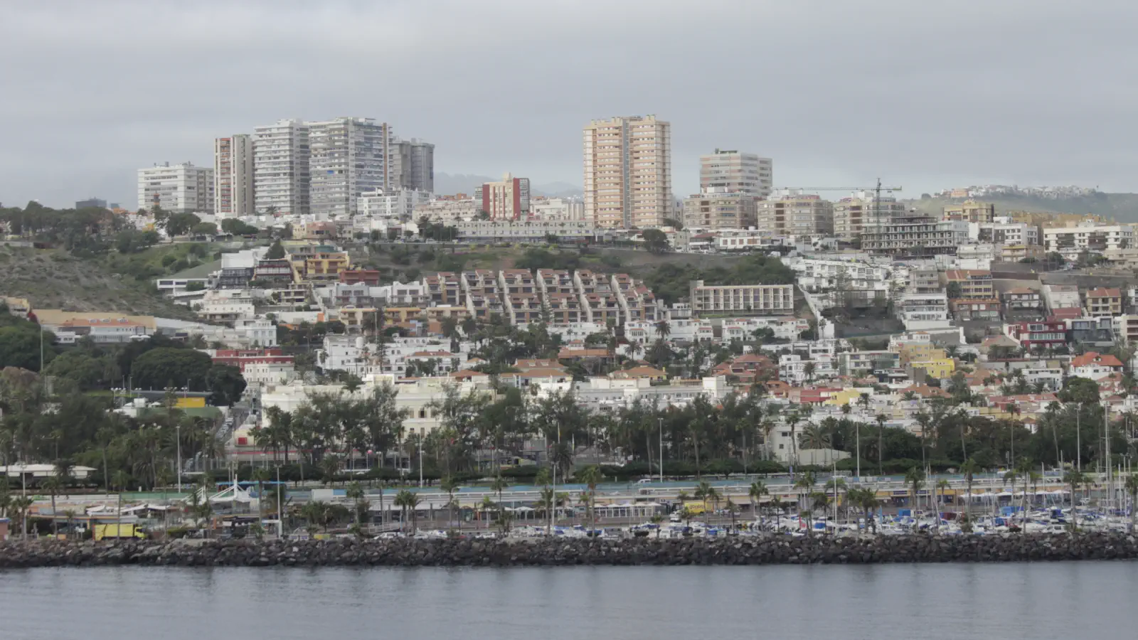 Uitzicht naar de stad Las Palmas op Gran Canaria.