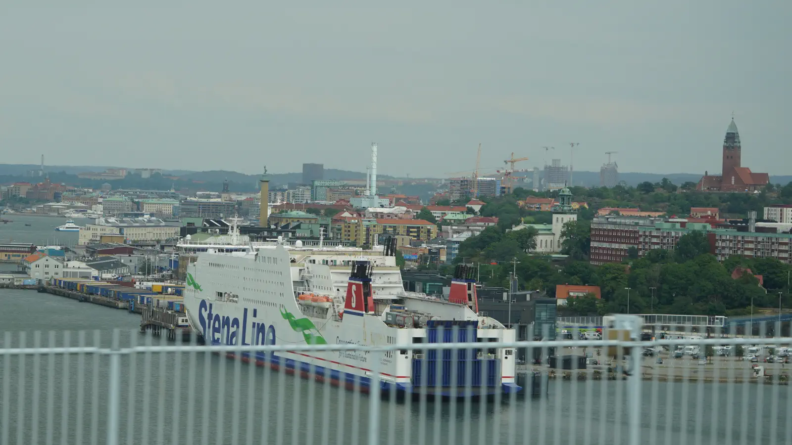 Veerboot Stena Line De Stena Germanica van de rederij ligt afgemeerd in de haven van Göteborg.